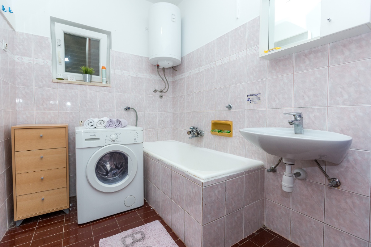 Prekrasni apartman Šime uz samo more - Savar